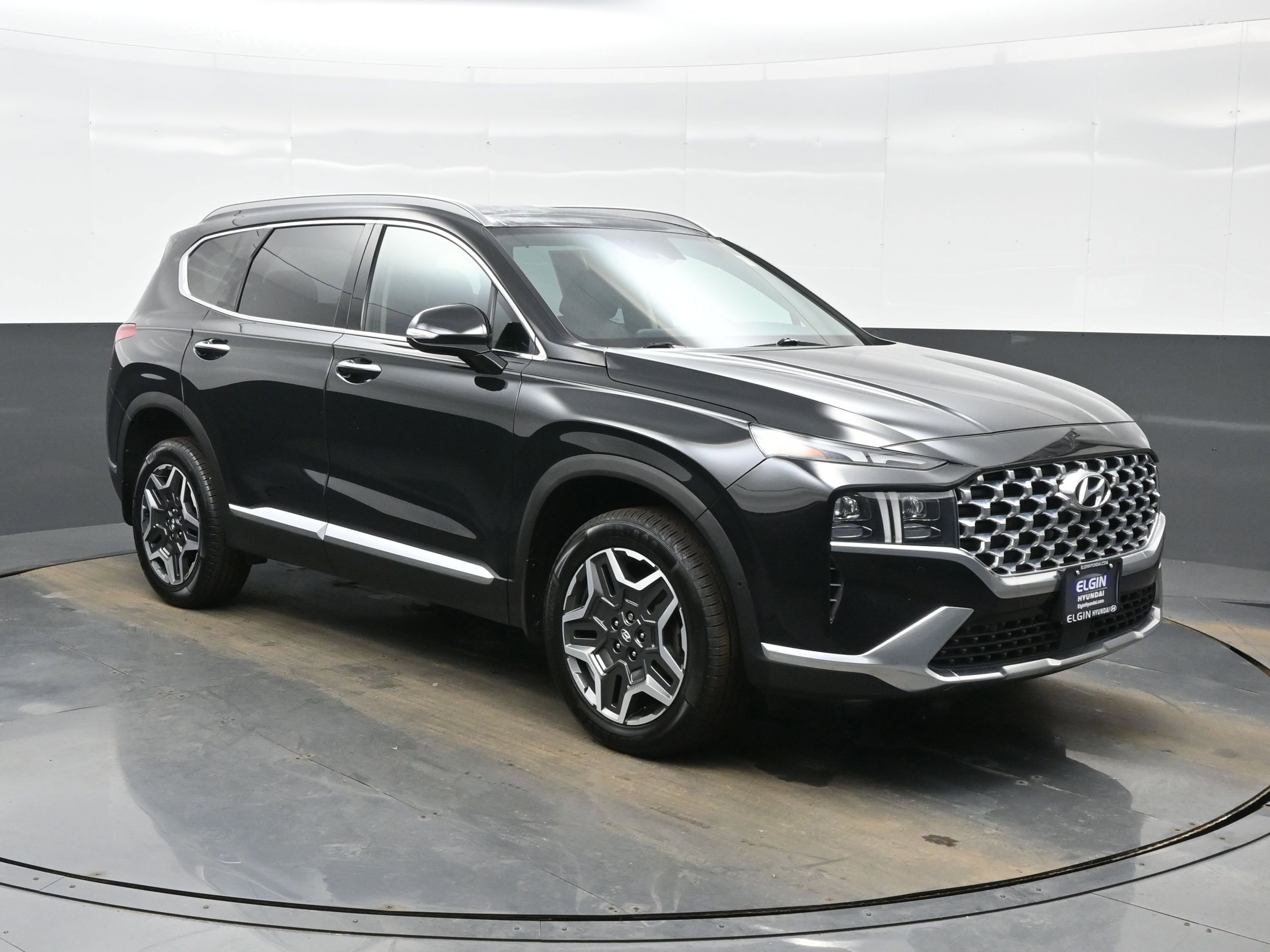 Certified 2023 Hyundai Santa Fe Limited image 8