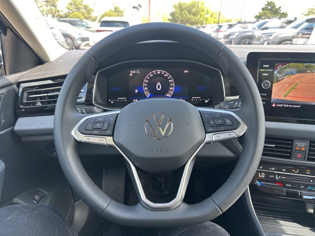 New 2026 Volkswagen Jetta SE FWD image 20