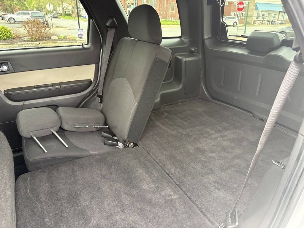 Used 2011 Mercury Mariner 2WD w/ 101A Rapid Spec Order Code image 24