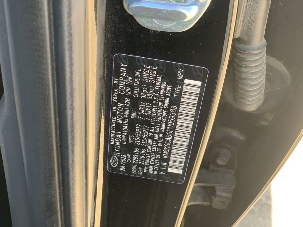 Used 2023 Hyundai Kona SEL AWD/4WD image 32