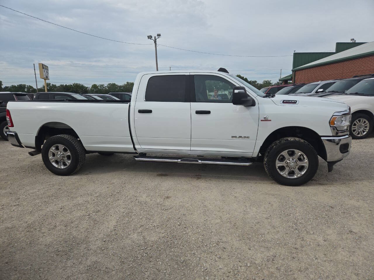 Used 2024 RAM 2500 Big Horn AWD/4WD image 2
