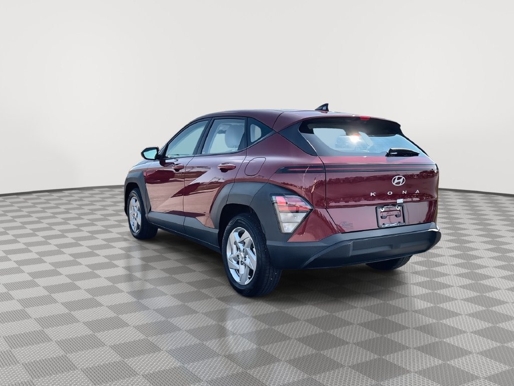 Used 2026 Hyundai Kona SE FWD image 4