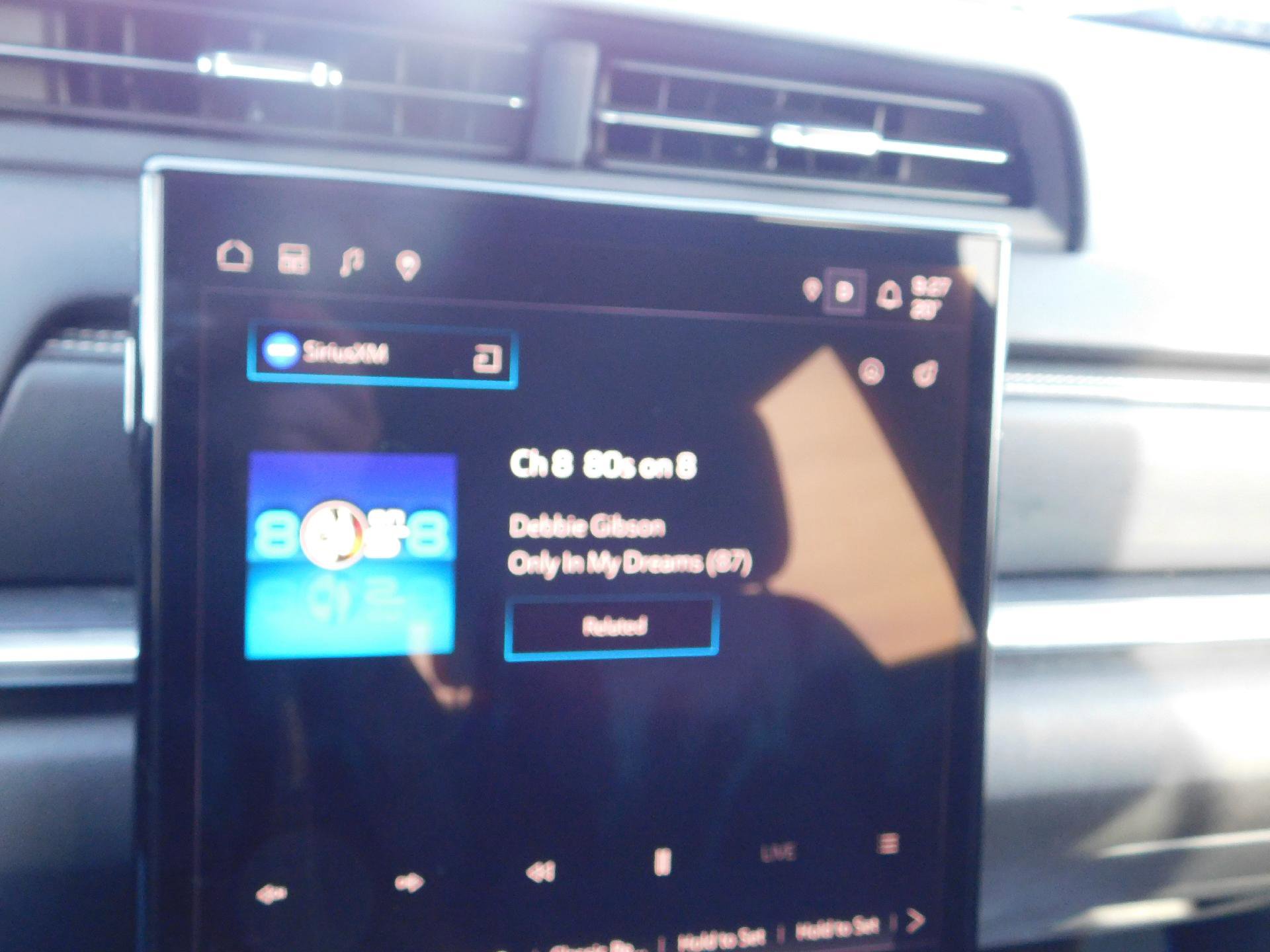 Used 2025 GMC Terrain Elevation image 29