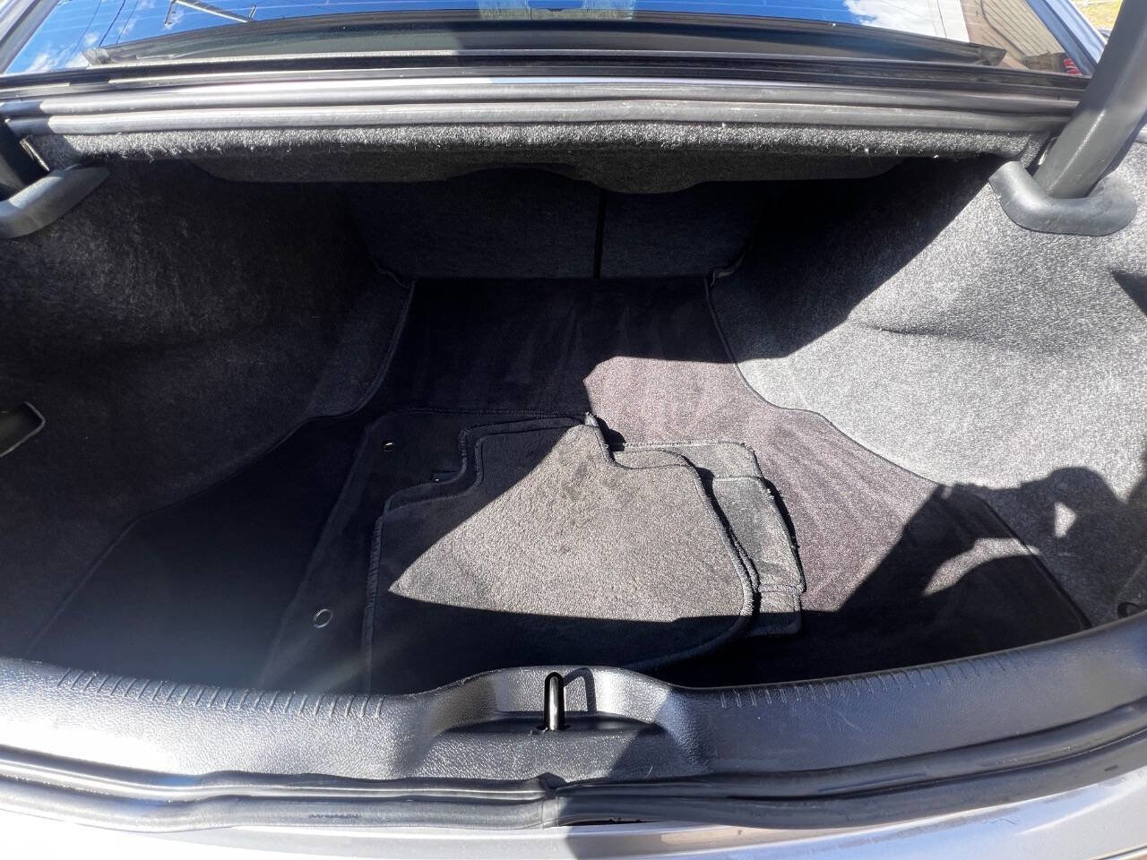 Used 2016 Chrysler 300 C image 14