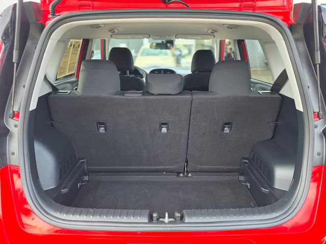 Used 2023 Kia Soul LX image 12