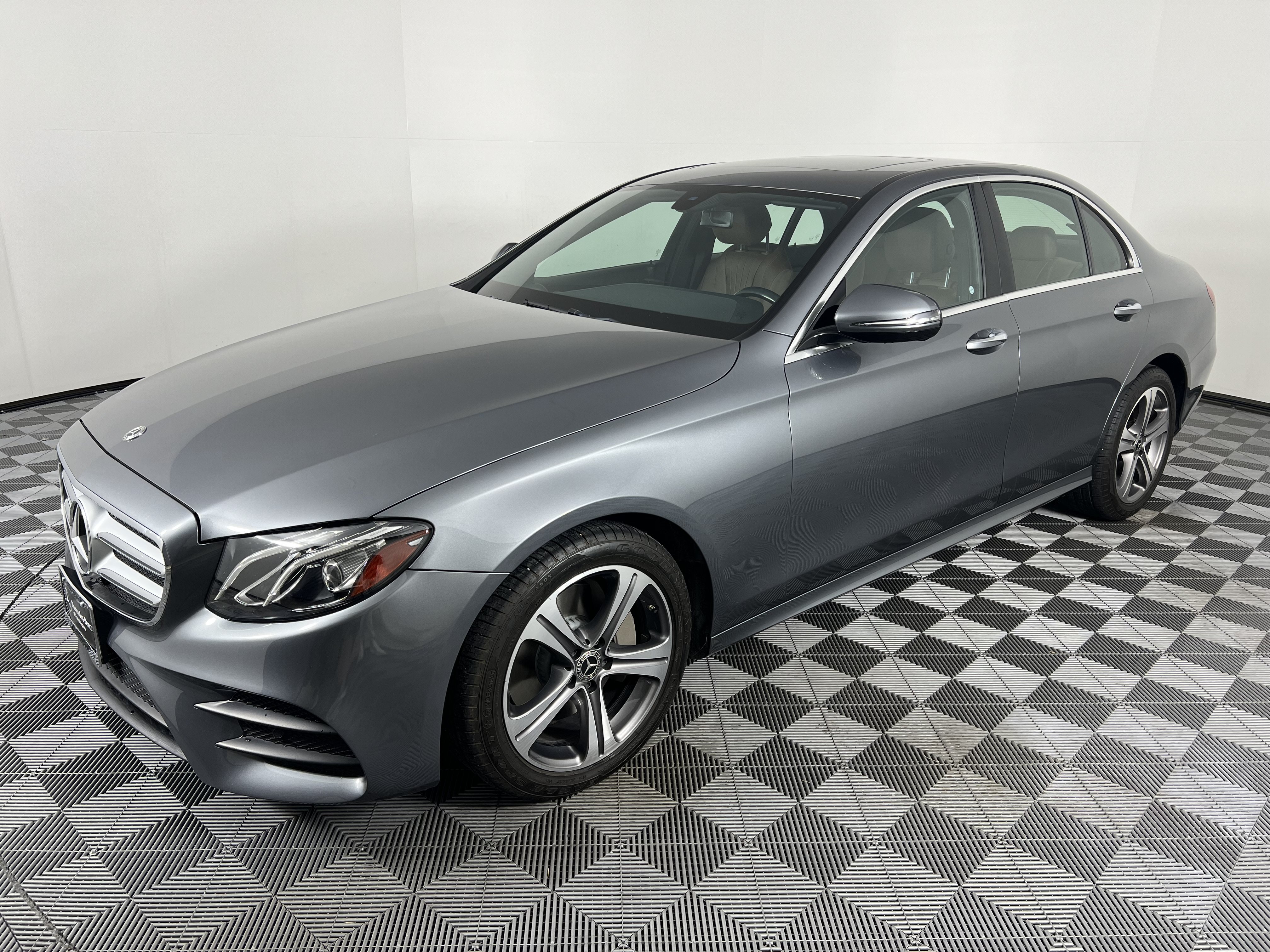 Certified 2020 Mercedes-Benz E 350 4MATIC Sedan image 8