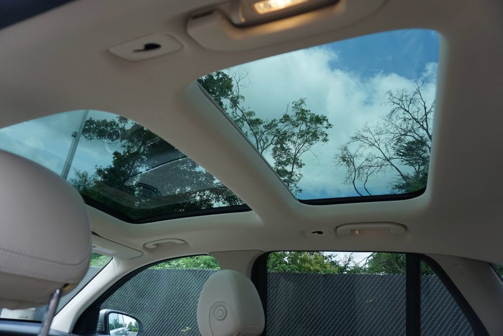 Certified 2020 Mercedes-Benz GLC 300 4MATIC image 42