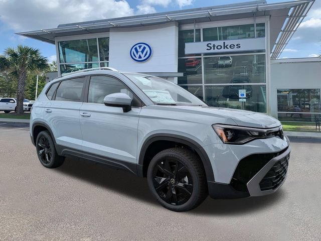 New 2026 Volkswagen Taos SE FWD image 2