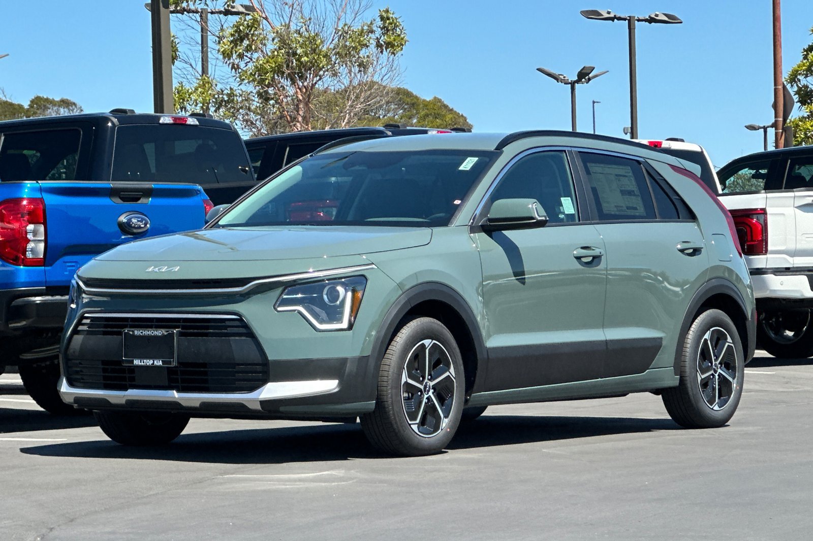 New 2026 Kia Niro EX FWD image 8