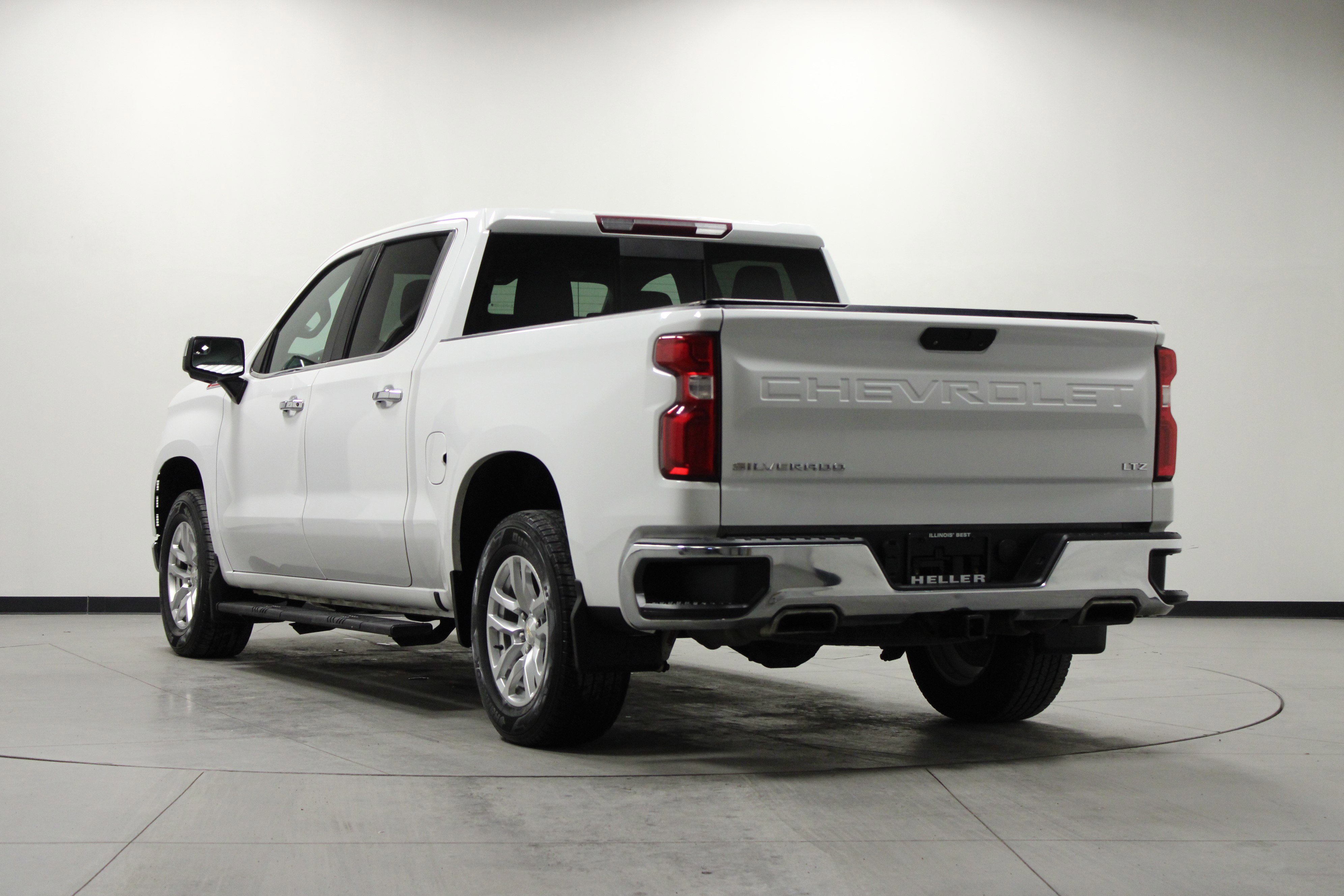 Used 2020 Chevrolet Silverado 1500 LTZ w/ LTZ Convenience Package image 6