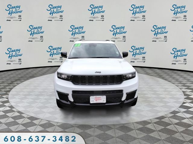 Used 2023 Jeep Grand Cherokee L Limited w/ Black Appearance Package AWD/4WD image 2