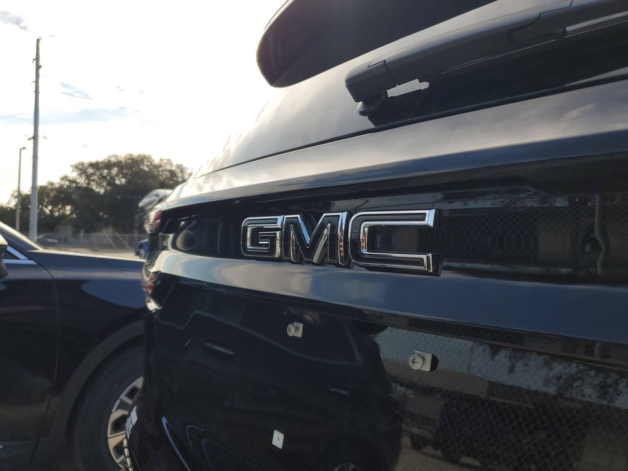 New 2026 GMC Acadia Elevation w/ Black Edition FWD image 7