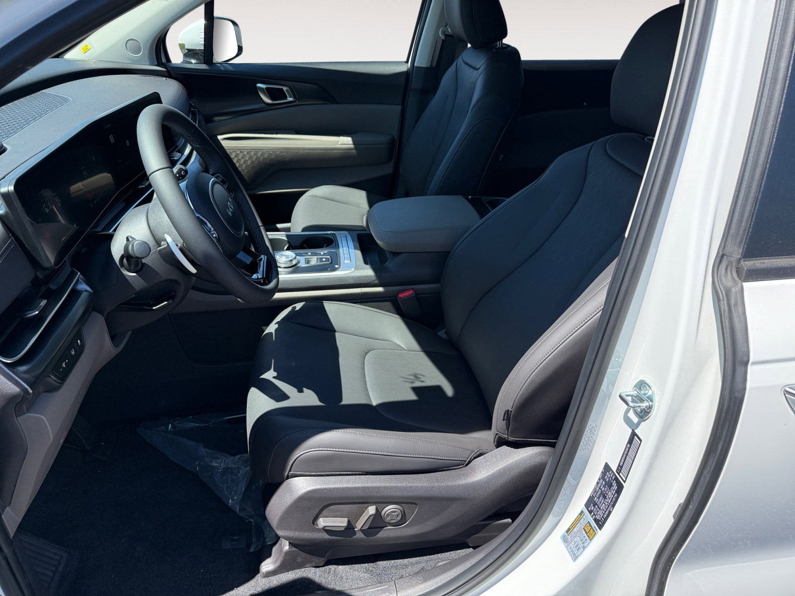 New 2026 Kia Carnival LXS image 10