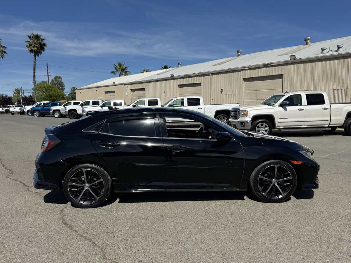 Used 2021 Honda Civic Sport image 11