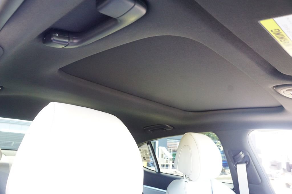 New 2025 Genesis G70 2.5T w/ Sport Prestige Package image 21