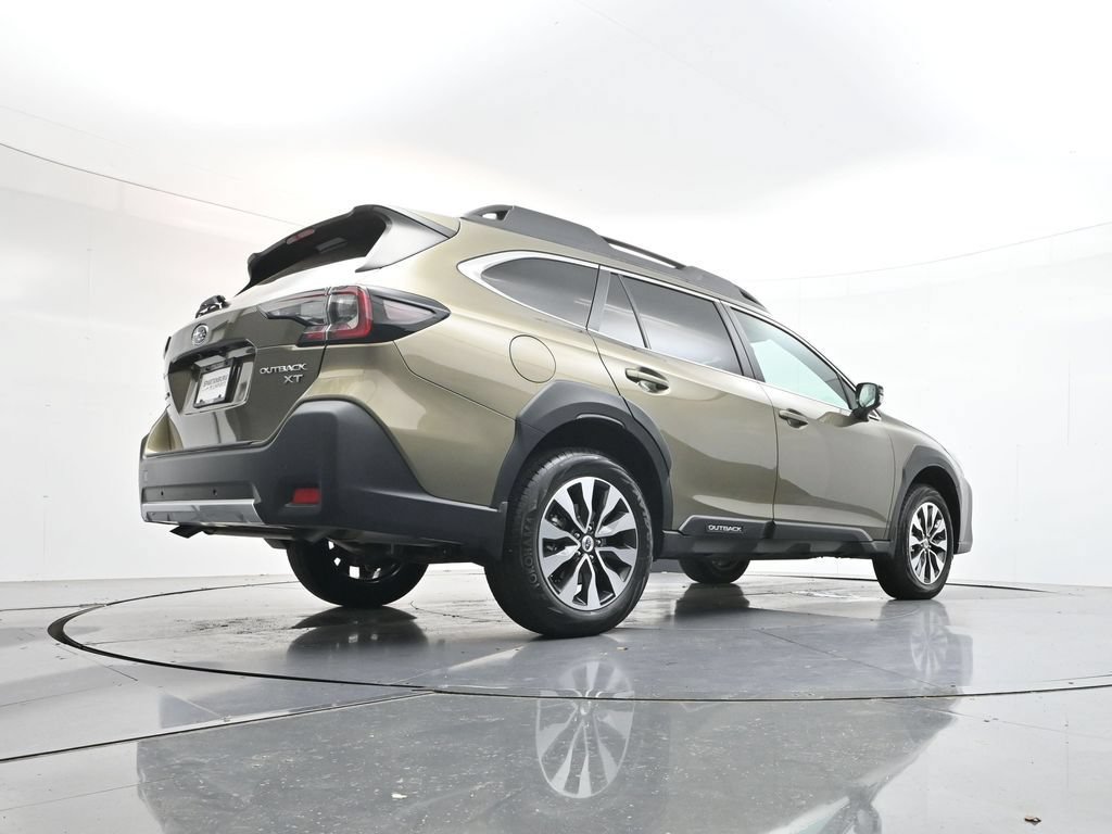 Used 2024 Subaru Outback Limited XT w/ Popular Package #2 AWD/4WD image 41