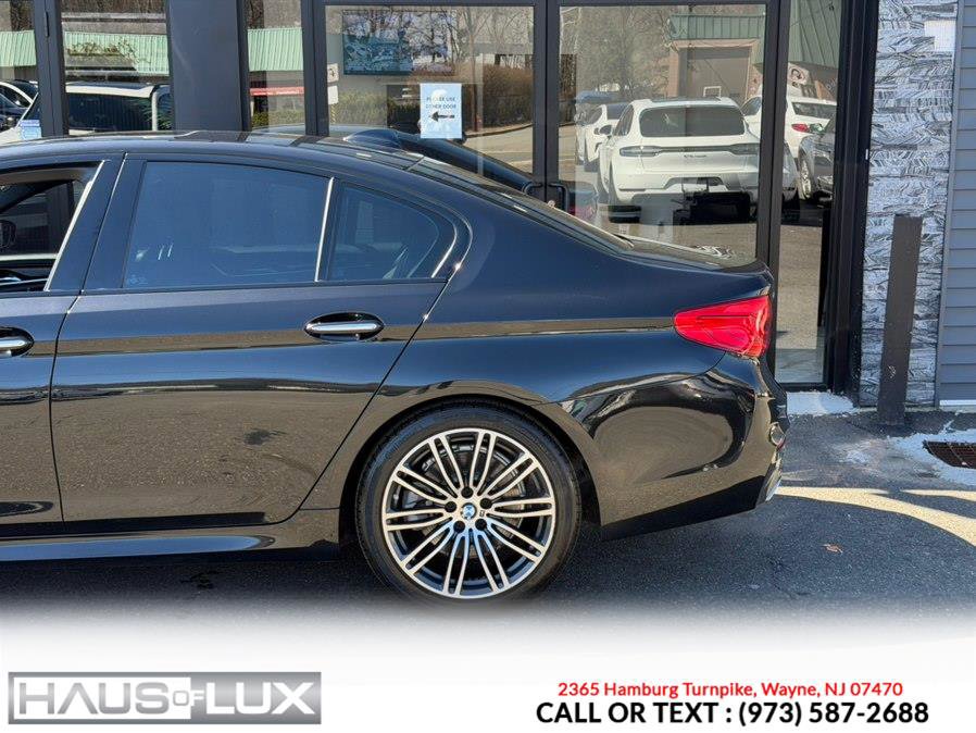 Used 2018 BMW 530i xDrive w/ M Sport Package AWD/4WD image 10