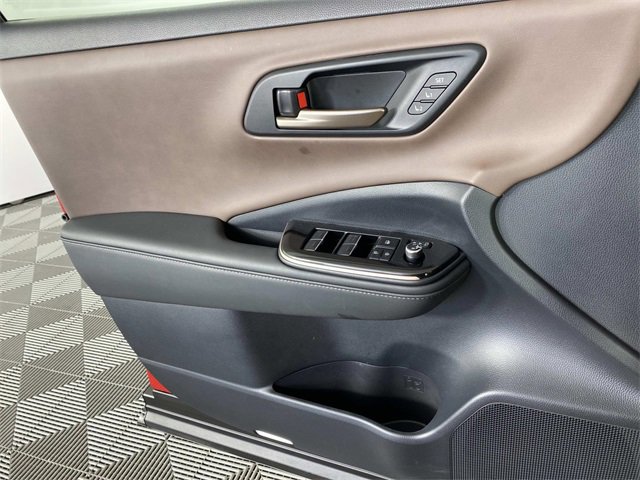 Used 2024 Toyota Crown Limited w/ Advanced Technology Package image 24
