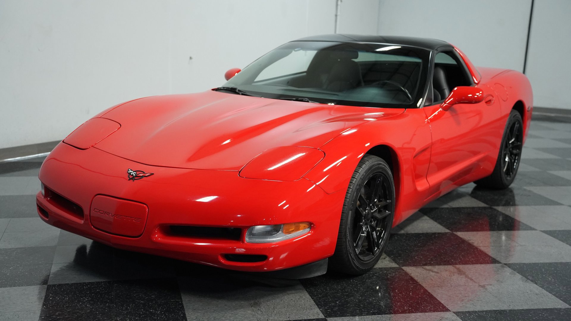 Used 1997 Chevrolet Corvette Coupe w/ Memory Pkg image 16