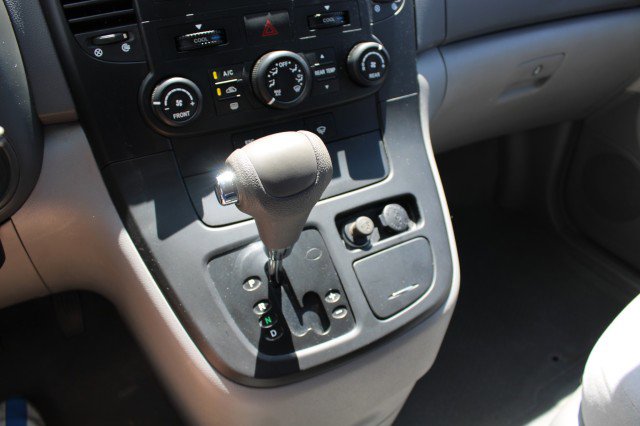 Used 2007 Kia Sedona LX image 30