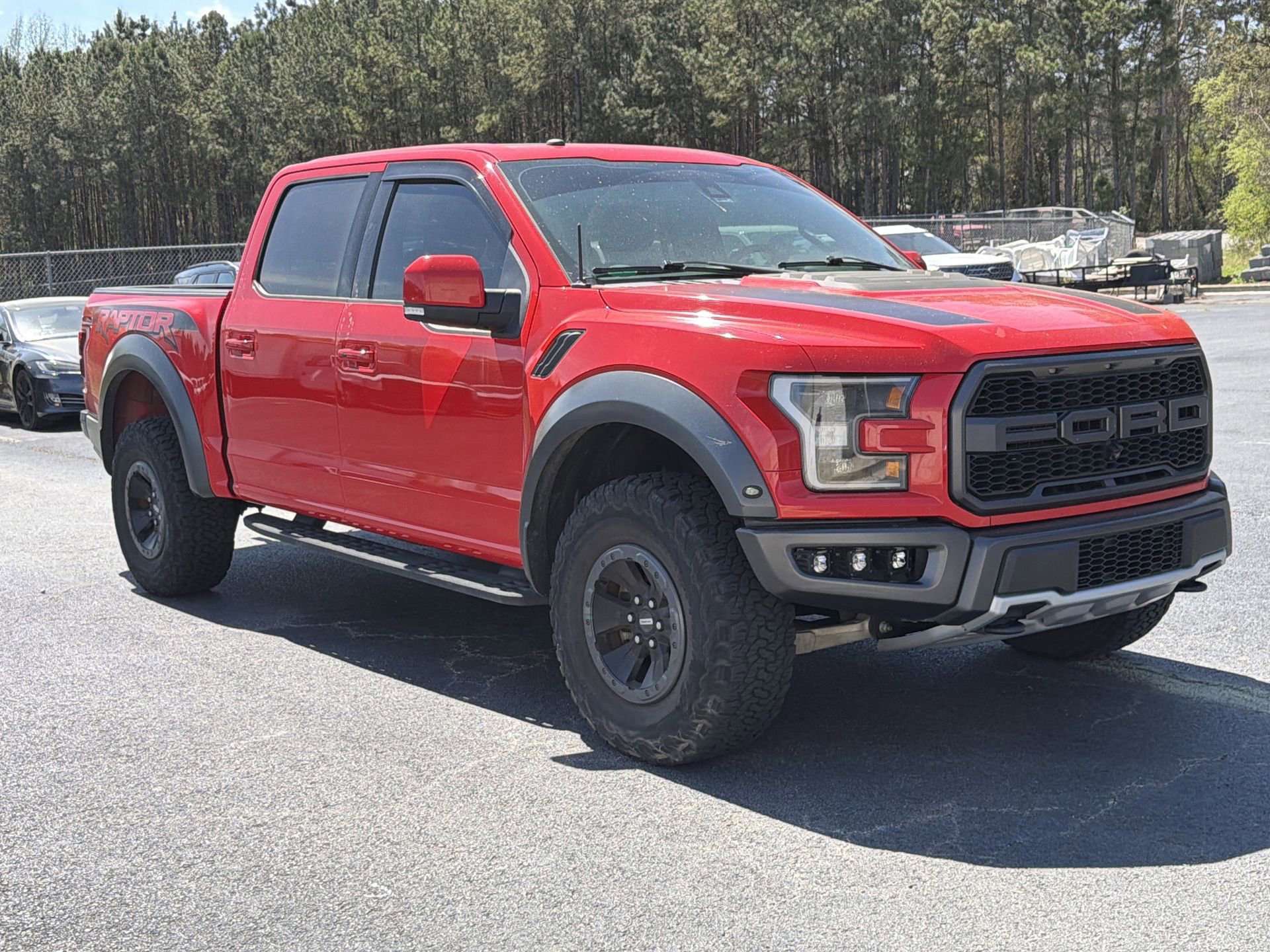 Used 2018 Ford F150 Raptor w/ Equipment Group 802A Luxury image 16