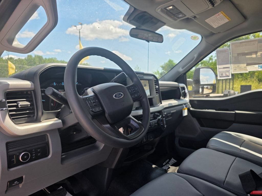 New 2026 Ford F550 4x4 Regular Cab Super Duty image 20