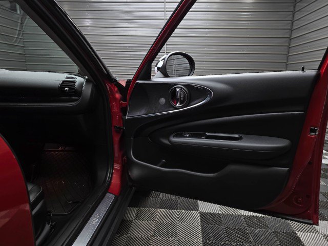 Used 2016 MINI Cooper Clubman FWD image 31