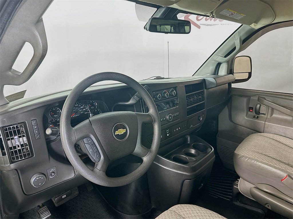 Used 2020 Chevrolet Express 3500 LT w/ LT Preferred Equipment Group image 29