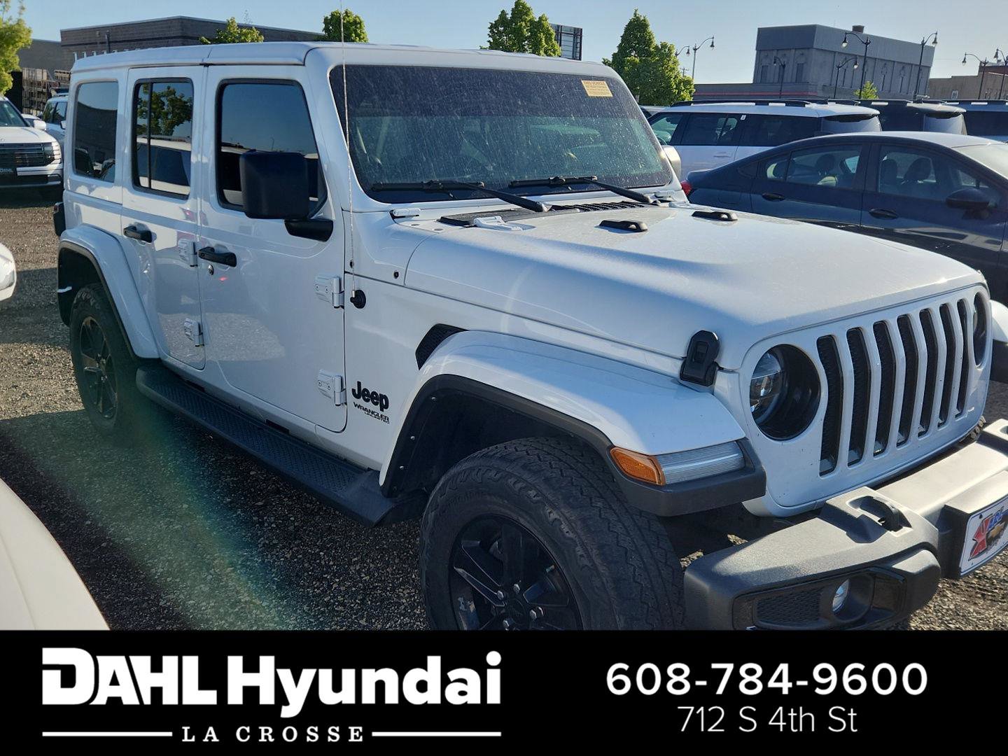 Used 2021 Jeep Wrangler Unlimited Sahara AWD/4WD image 1