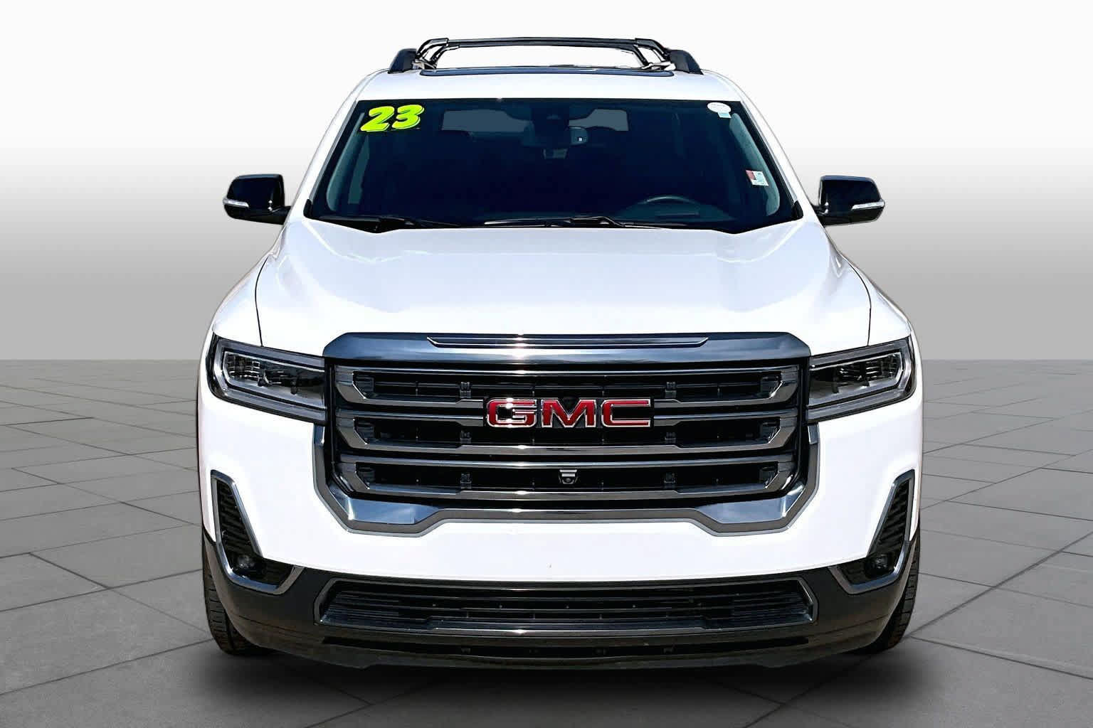 Used 2023 GMC Acadia AT4 w/ Technology Package AWD/4WD image 4