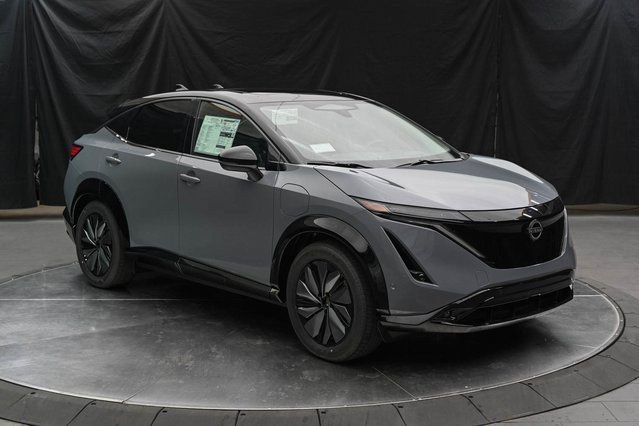 New 2025 Nissan Ariya Platinum image 2