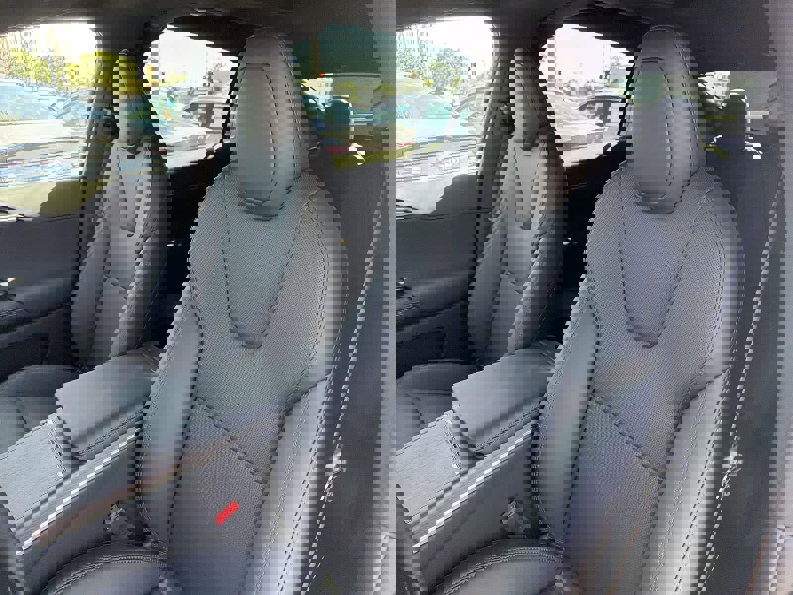 Used 2025 Tesla Model X image 27