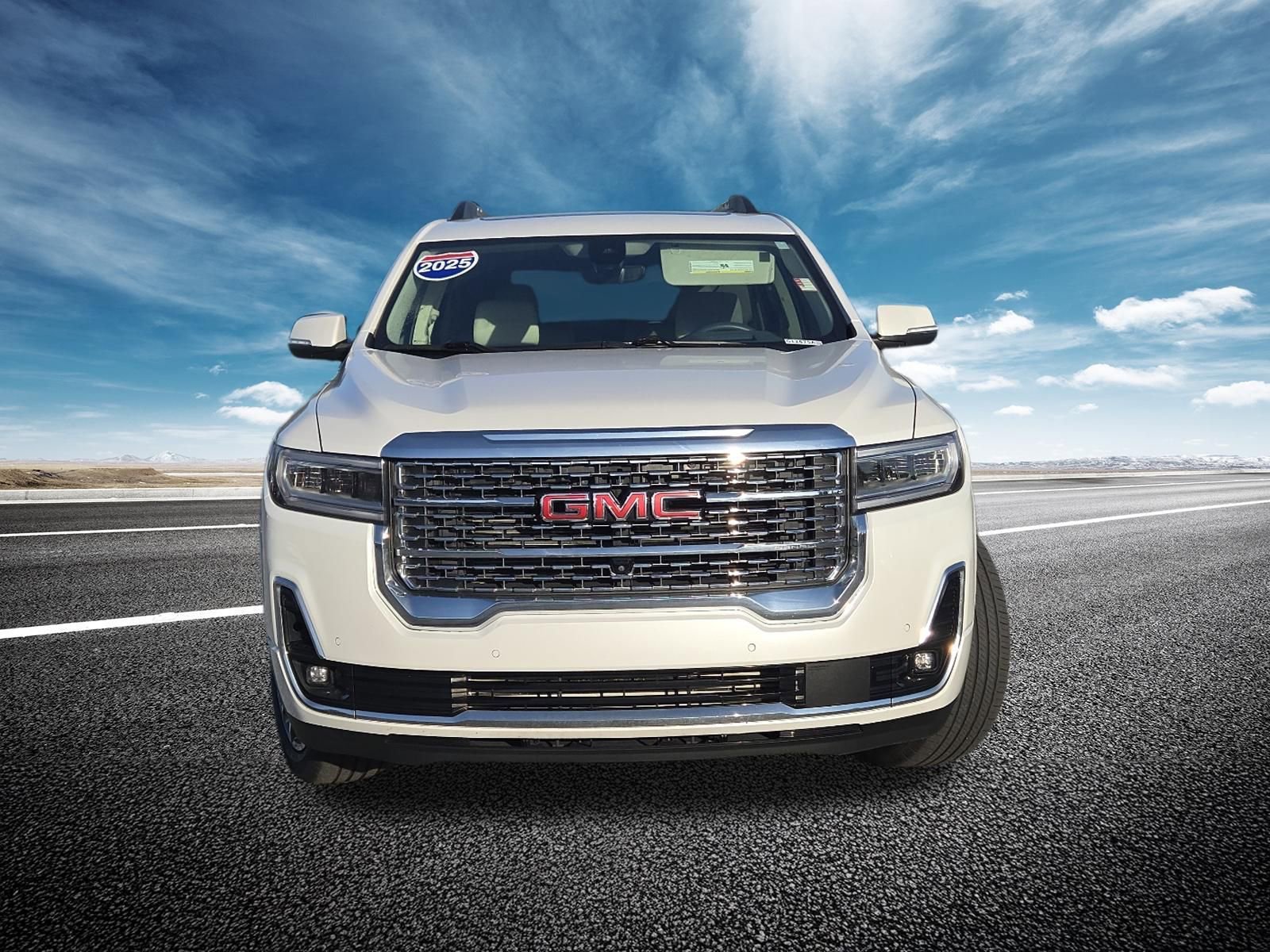 Used 2023 GMC Acadia Denali w/ Denali Technology Package FWD image 18