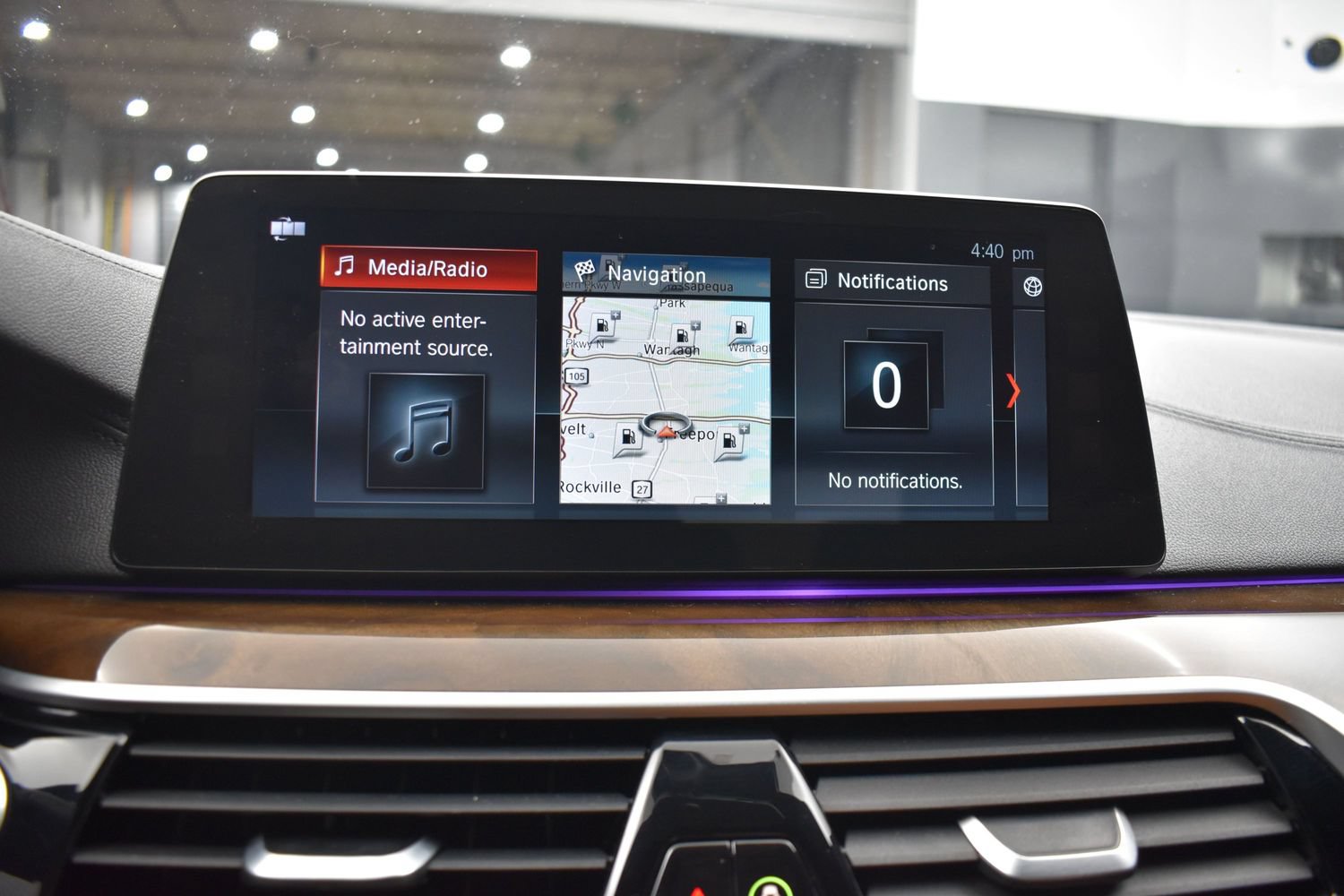 Used 2018 BMW 530i xDrive AWD/4WD image 9