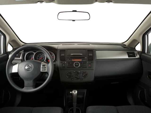Used 2012 Nissan Versa 1.8 S w/ Plus Pkg FWD image 5
