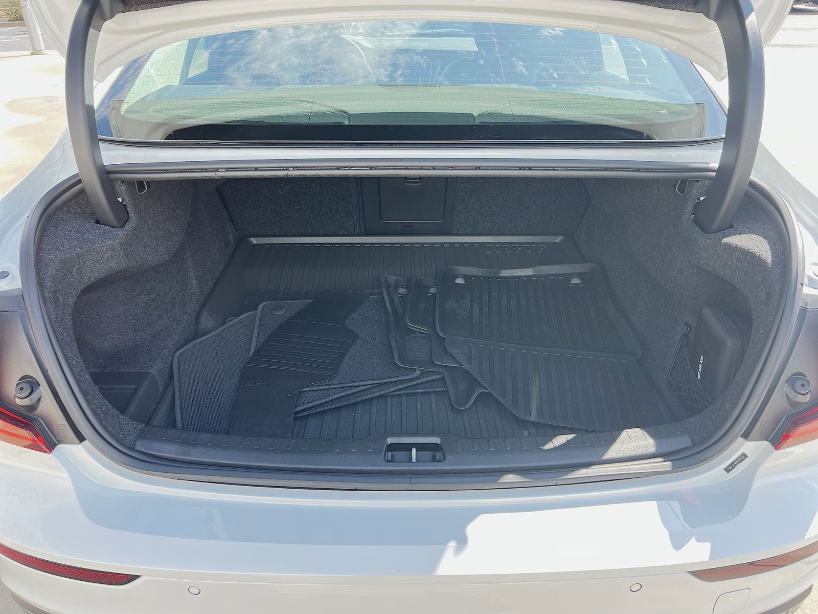 Certified 2023 Volvo S60 B5 Ultimate image 26