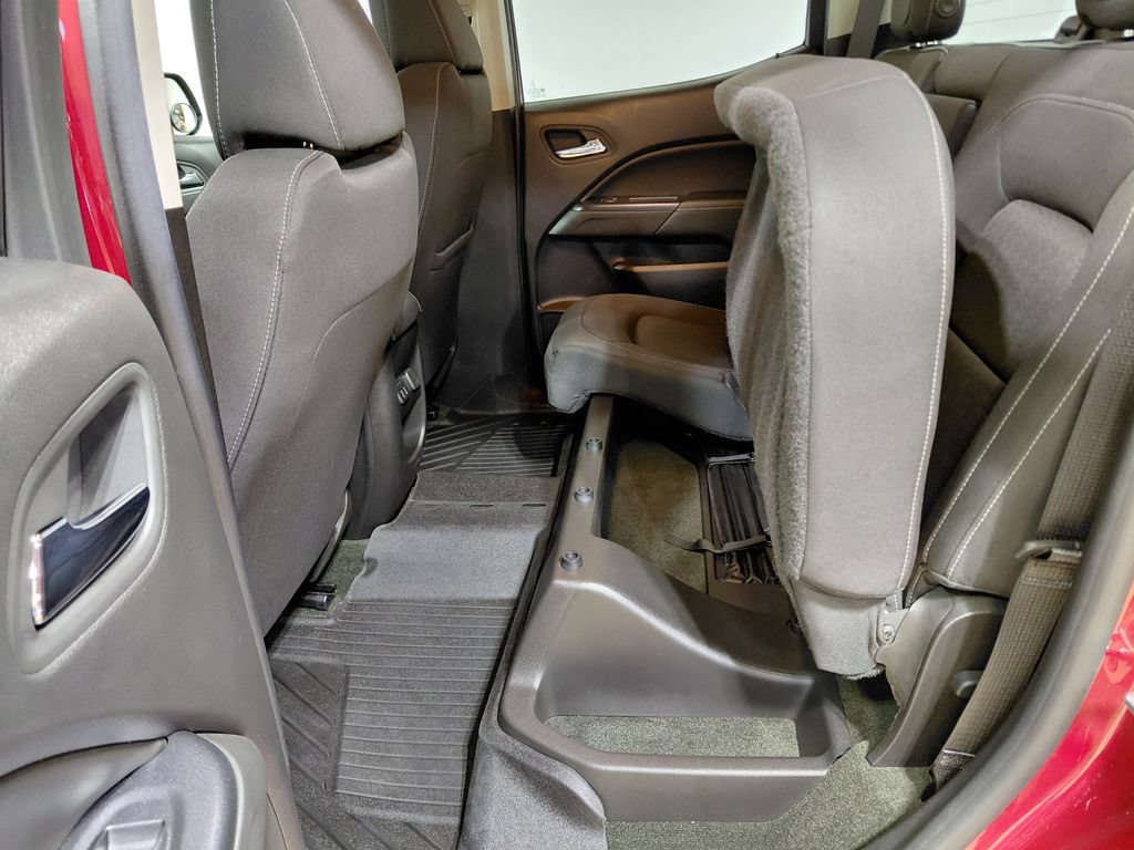 Used 2017 GMC Canyon SLE w/ Trailering Package AWD/4WD image 39