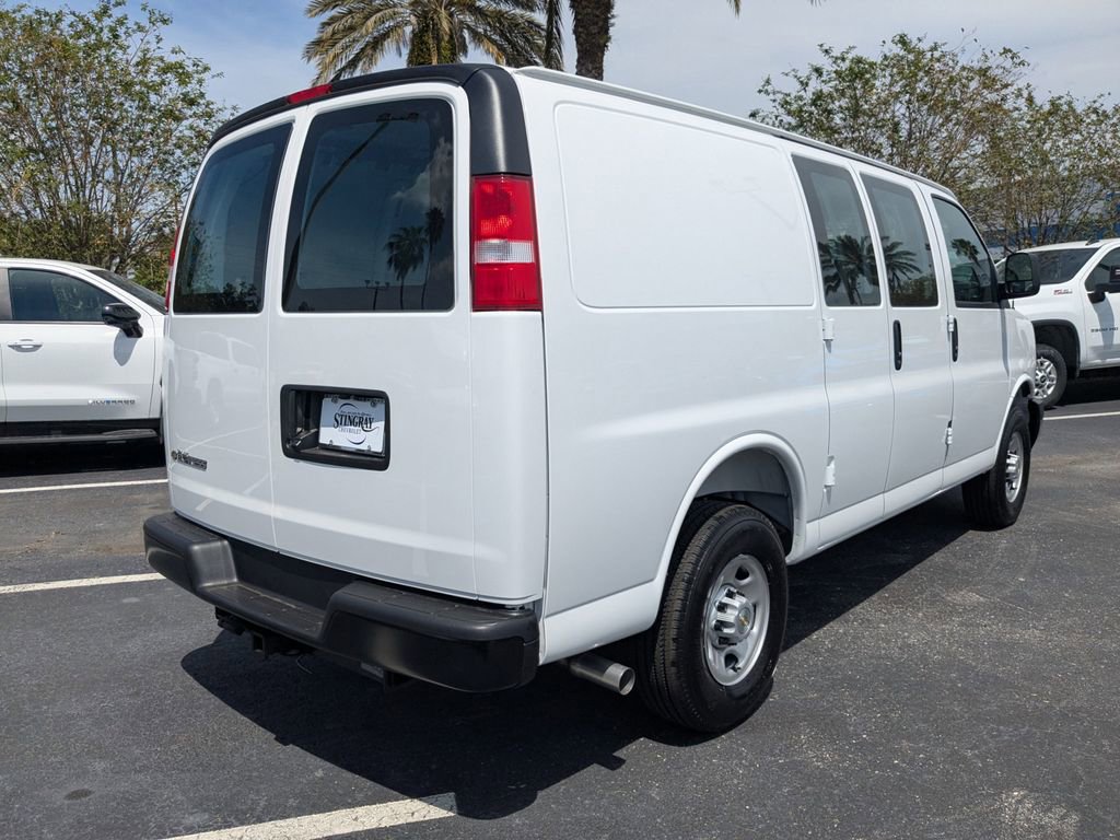 New 2025 Chevrolet Express 2500 w/ Driver Convenience Package image 4