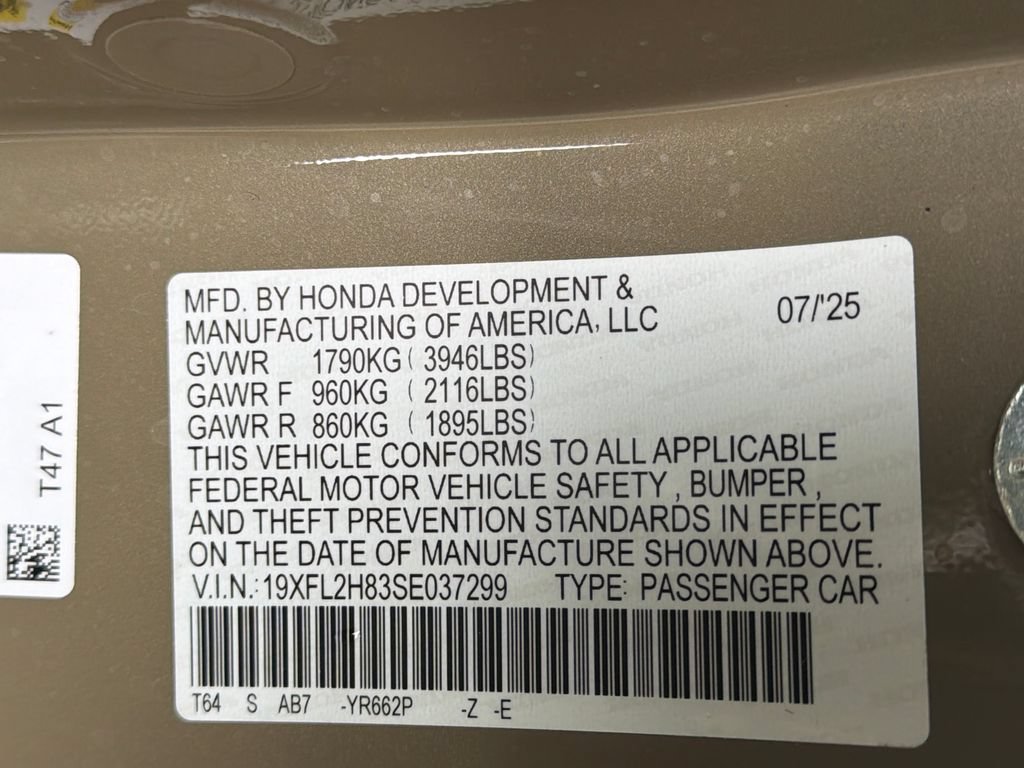 Used 2025 Honda Civic Sport image 32