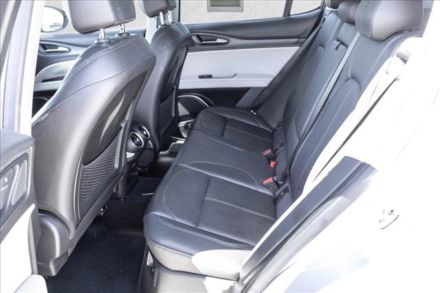 Used 2020 Alfa Romeo Stelvio Ti AWD/4WD image 20