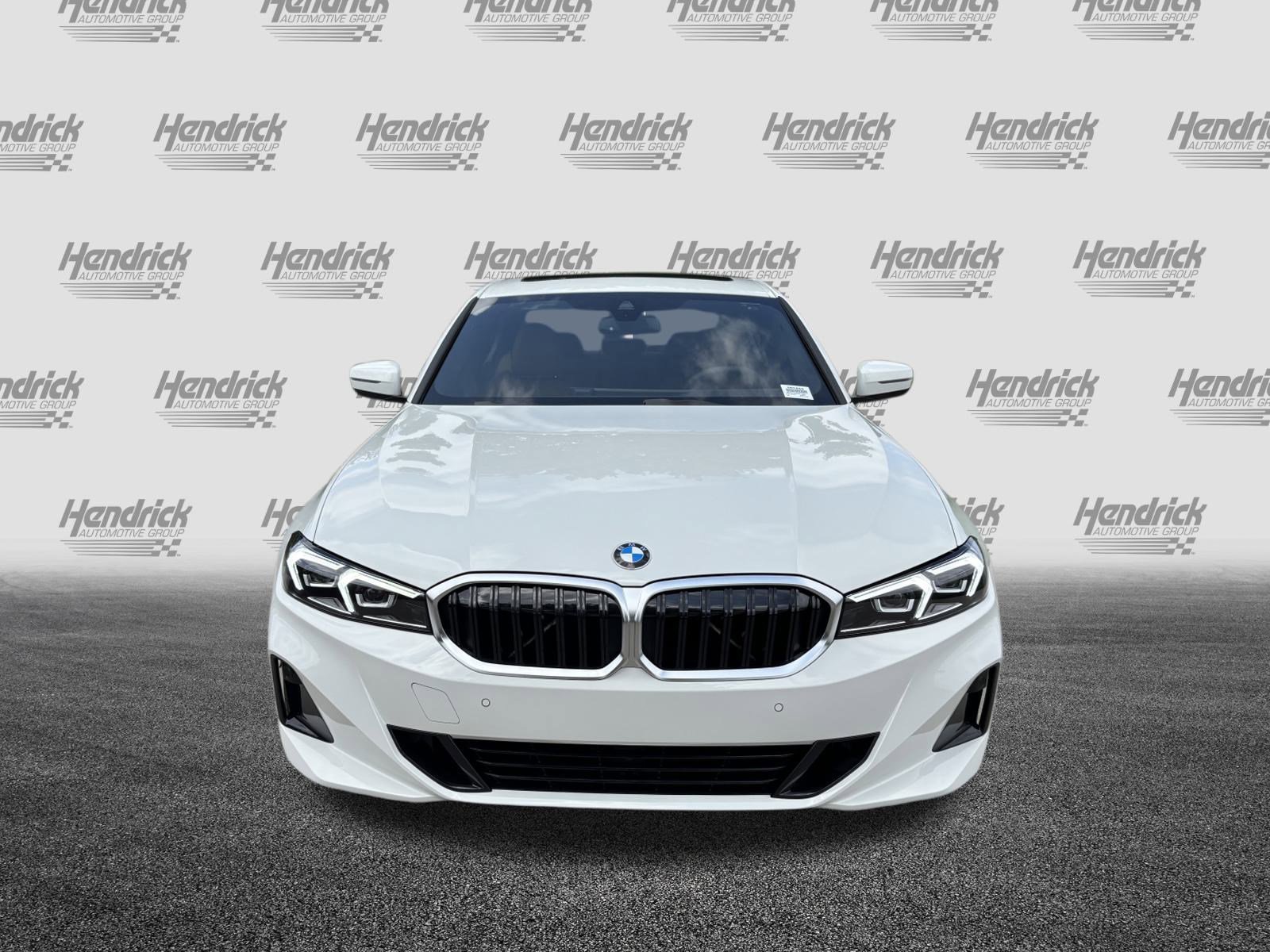 Used 2025 BMW 330i xDrive Sedan w/ Convenience Package AWD/4WD image 3