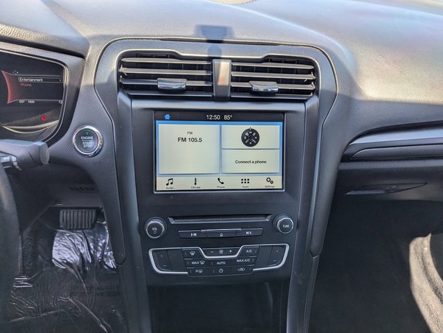 Used 2018 Ford Fusion SE w/ Equipment Group 201A image 13