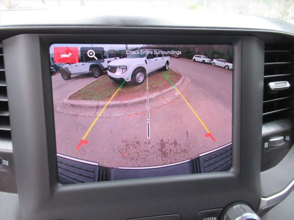 Used 2024 RAM 2500 Big Horn w/ Bed Utility Group image 27