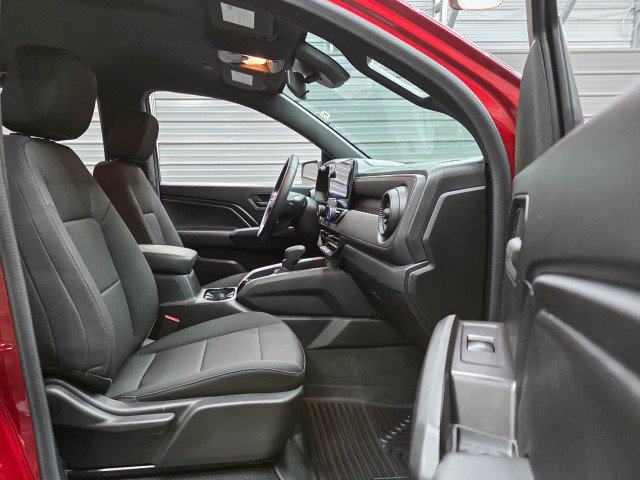Used 2023 Chevrolet Colorado Trail Boss w/ Technology Package AWD/4WD image 19
