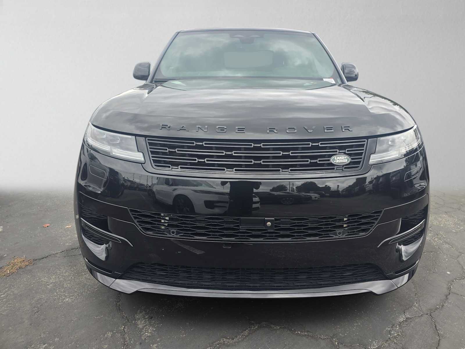 Used 2024 Land Rover Range Rover Sport Dynamic SE AWD/4WD image 8