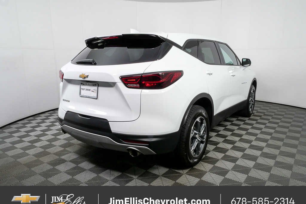 Certified 2025 Chevrolet Blazer LT FWD image 26