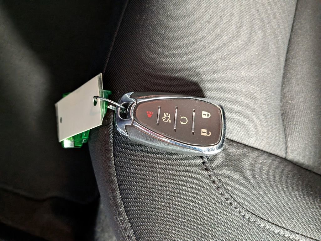 Used 2024 Chevrolet Malibu LT image 32