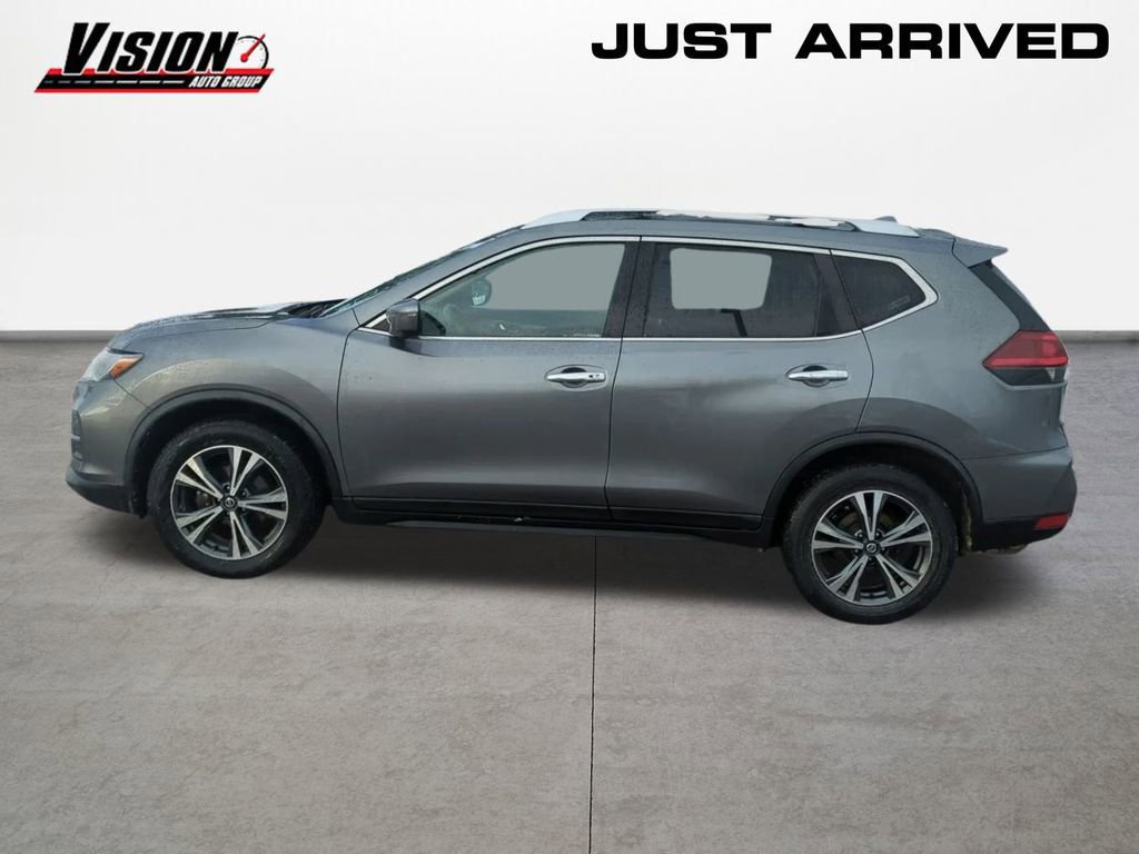 Used 2019 Nissan Rogue SV w/ Sun & Sound Touring Package image 8