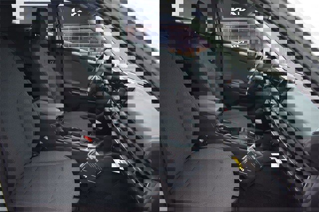 New 2025 Kia K4 LXS image 12