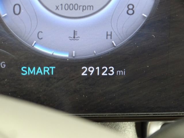 Used 2024 Hyundai Elantra SEL image 40
